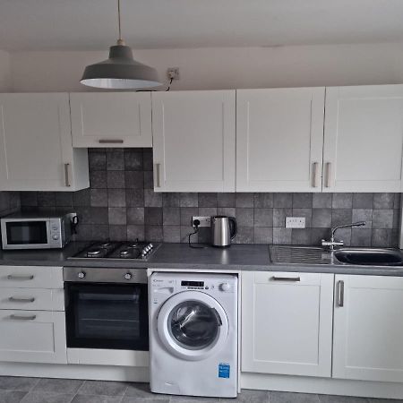 3 Bedroom House-Ellesmere Port Zewnętrze zdjęcie