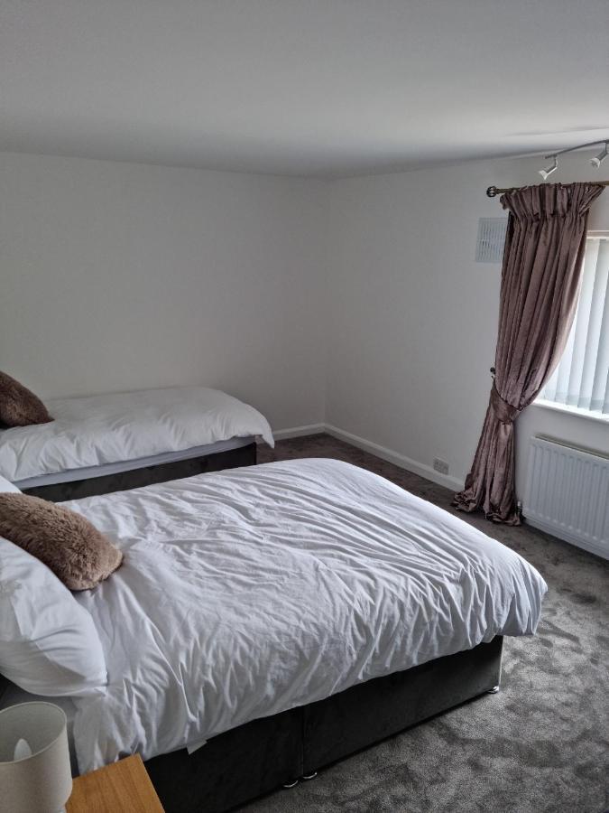 3 Bedroom House-Ellesmere Port Zewnętrze zdjęcie