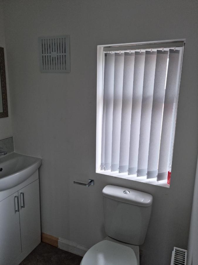 3 Bedroom House-Ellesmere Port Zewnętrze zdjęcie